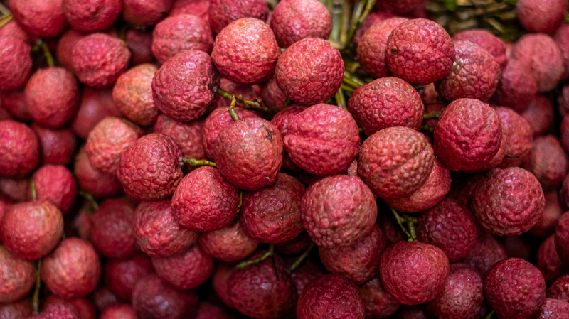 Vietnam Lychees Sweeten Trade Ties with Chinese Markets 🍒🌏