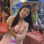 KVJ8G8G2EHWI5Y4ES9G2 - 🌍NewspaperAmigo – Your Global News Buddy 🗞️ Malaysia's Cultural Delights Wow at Hainan Expo 🌟🍪 video poster