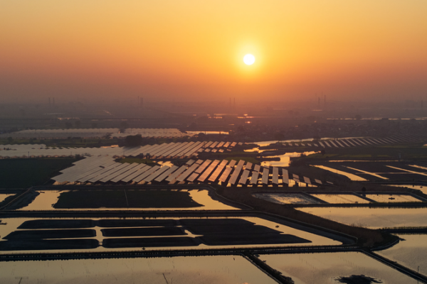 China Doubles Down on Green Energy & Blue Economy Push 🌱🌊