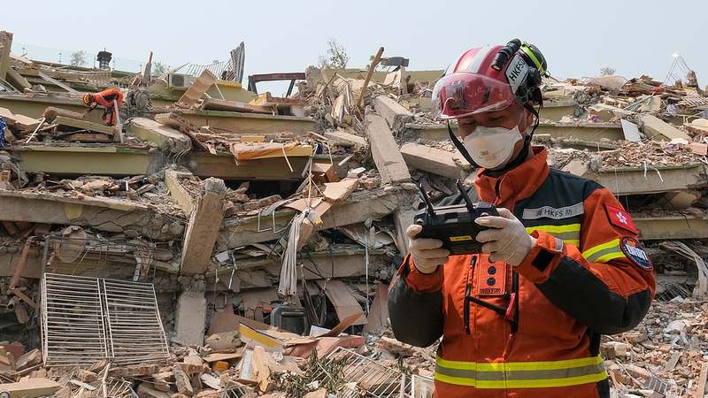 Chinese Rescue Teams Race Against Time in Myanmar Earthquake 🌍🚨