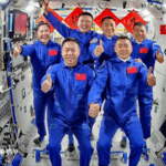MFUD2OBQJ5WQL9LTDAKM - 🌍NewspaperAmigo – Your Global News Buddy 🗞️ Shenzhou Crews Unite for Historic Space Station Handover 🌌🚀 video poster