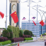 MNAKVPJAQ17DIRLRY2G1 - 🌍NewspaperAmigo – Your Global News Buddy 🗞️ Xi Urges Stronger China-Malaysia Ties Ahead of Visit 🌏🤝