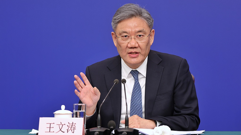 China & Malaysia Unite Against U.S. Tariffs: Trade Tensions Heat Up 🌐⚖️