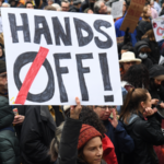 N50M1SFUBHZ4M4LAWX3U - 🌍NewspaperAmigo – Your Global News Buddy 🗞️ Trump’s Tariffs Spark Global Backlash as Economic Fears Rise 🌍💸