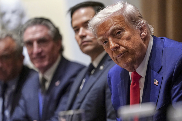 Tariff Wars: A Toxic Game 🌍💸