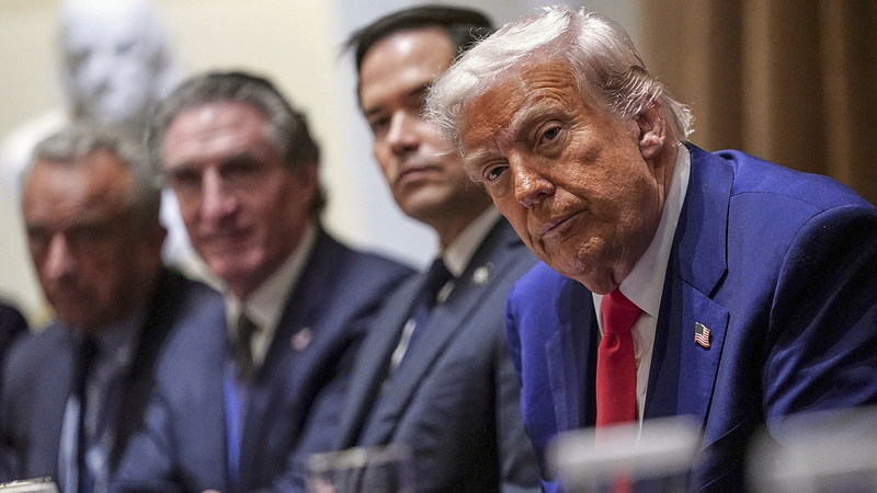 Tariff Wars: A Toxic Game 🌍💸