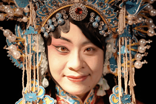 Code Meets Culture: Xu Mengran’s Dual Passion for Tech & Peking Opera 🎭💻 Code Meets Culture: Xu Mengran’s Dual Passion for Tech & Peking Opera 🎭💻 video poster