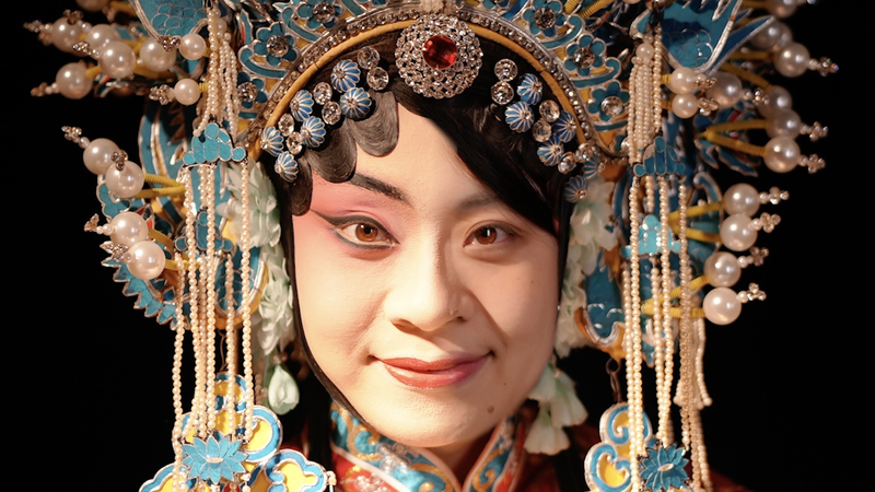 PHOSO5DTIZ81V4FJXHVQ - 🌍NewspaperAmigo – Your Global News Buddy 🗞️ Code Meets Culture: Xu Mengran’s Dual Passion for Tech & Peking Opera 🎭💻 video poster