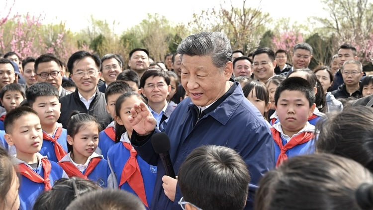 President Xi Teaches Green Lessons with Students in Beijing 🌱 video poster