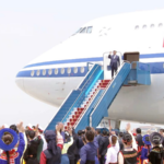 QGU7P57UXHIPT5KCN0G1 - 🌍NewspaperAmigo – Your Global News Buddy 🗞️ Xi Jinping Begins Key Vietnam Visit to Boost Ties 🇨🇳🤝🇻🇳 video poster