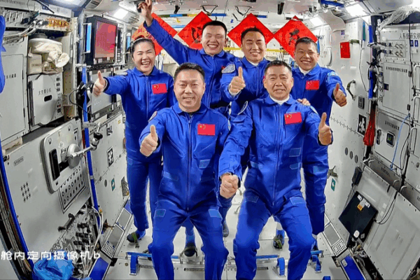 π China’s Shenzhou-20 Crew Docks at Space Station: Asia News Wrap π China's Shenzhou-20 Crew Docks at Space Station: Asia News Wrap video poster
