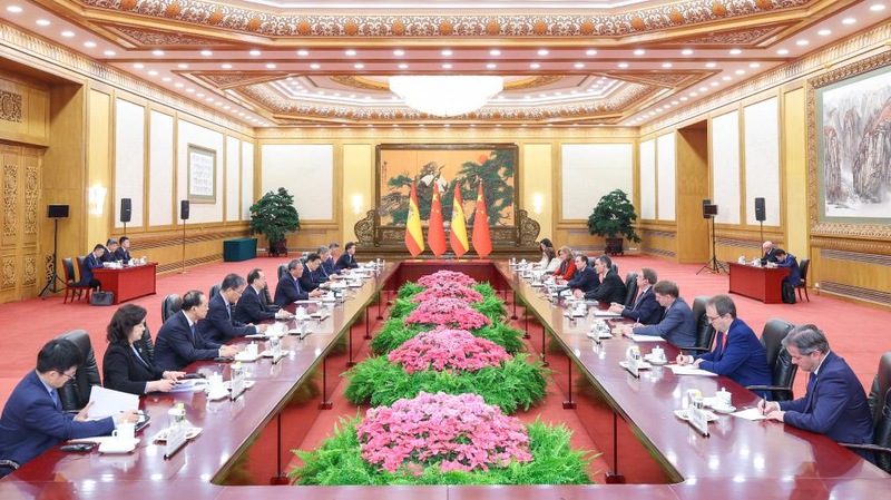 🚨 Premier Li Slams U.S. Tariffs: ‘Threat to Global Economy’ 🌍💰