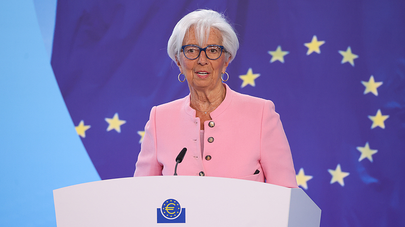 U.S. Tariffs Stir Global Economic Tensions, ECB Warns 🌍💼