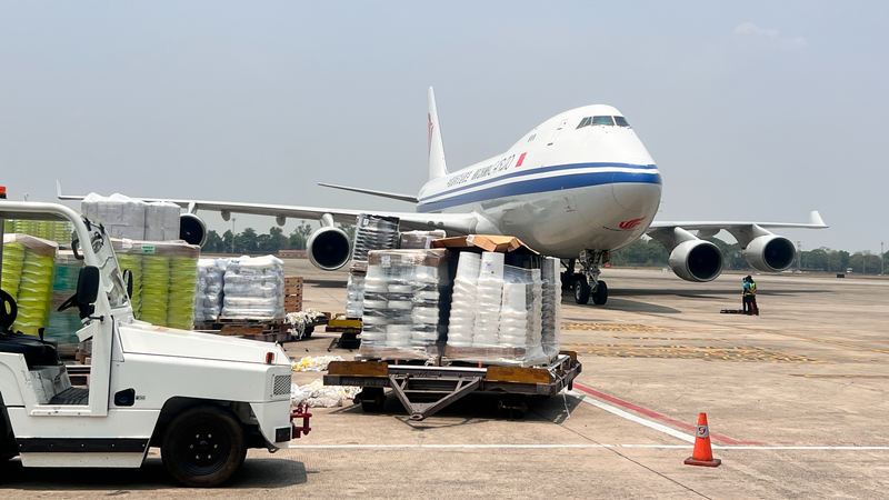Humanitarian Aid from China Reaches Myanmar Amid Crisis 🌍✈️