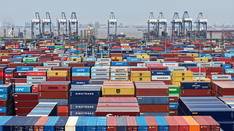 China's Trade Certificates Boom in Q1 🚀 Surge 14.9% YoY