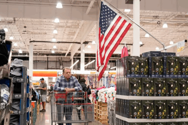 Why Tariffs Won’t Fix the U.S. Economy 🚫📉