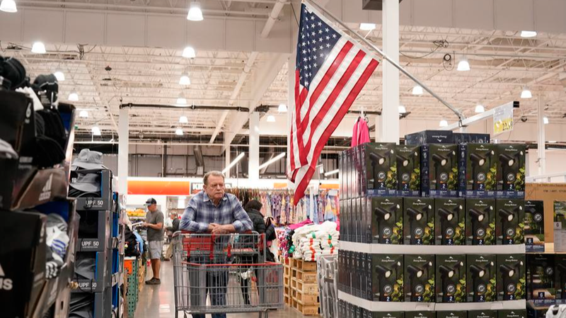 UQZ6QVPMDF4JFCONCNJ7 - 🌍NewspaperAmigo – Your Global News Buddy 🗞️ Why Tariffs Won’t Fix the U.S. Economy 🚫📉