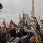 W03AHWUAUXX7RYO3SYTR - 🌍NewspaperAmigo – Your Global News Buddy 🗞️ Houthis Intensify Drone Strikes on Israel Amid Gaza Conflict 🚨✈️