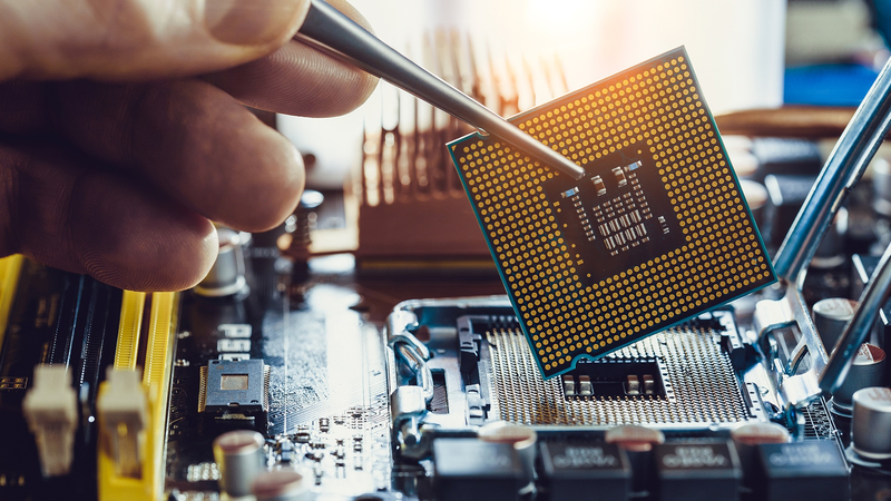 China’s Chip Tariffs Target US-Made Semiconductors 🖥️💡