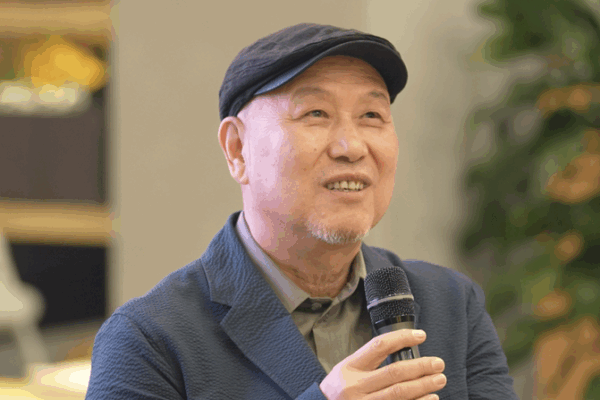 AI Reshapes Film Design 🎬: Huo Tingxiao Talks ChatGPT & Creativity video poster