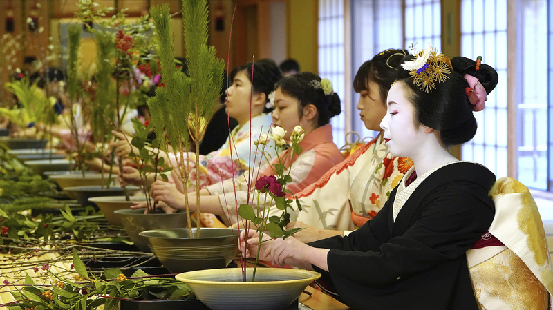 YQ7R57E1EVERXAYCT874 - 🌍NewspaperAmigo – Your Global News Buddy 🗞️ China's Cultural Legacy Lives On in Japan’s Timeless Arts 🌿✨