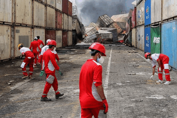 Xi Sends Condolences to Iran After Port Blast ๐๐ Xi Sends Condolences to Iran After Port Blast ๐๐