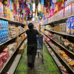 US Tariff Wars Backfire: Slashing Growth & Jobs 🚨📉