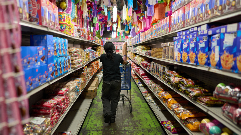 US Tariff Wars Backfire: Slashing Growth & Jobs 🚨📉