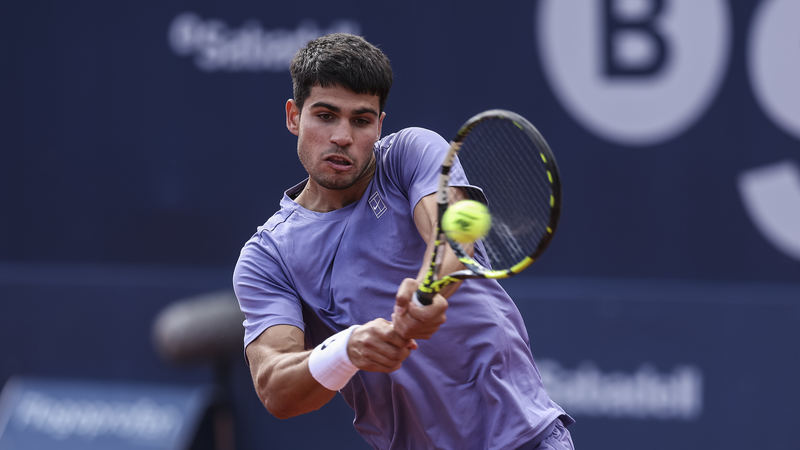 Alcaraz Serves Up Barcelona Open Quarterfinal Spot 🎾