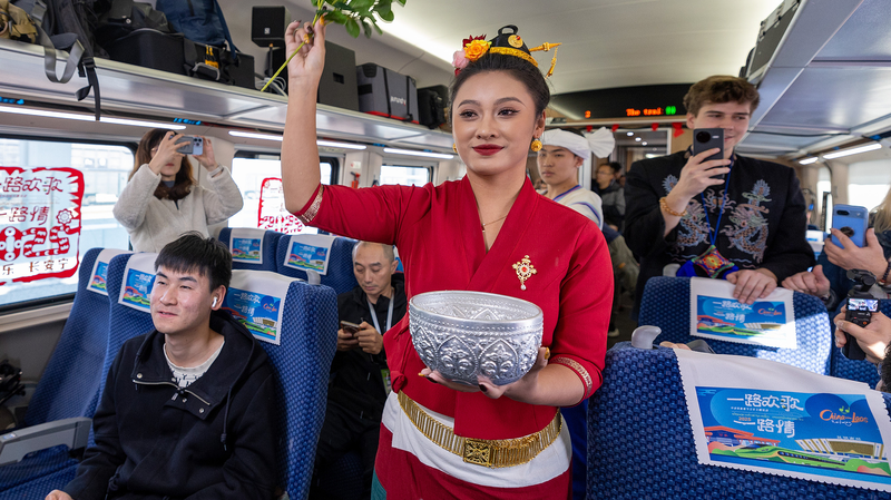 ZMYFWHOGADG9YARRRVU3 - 🌍NewspaperAmigo – Your Global News Buddy 🗞️ China & Malaysia Forge Win-Win Ties Through Belt and Road Initiative 🌏✨