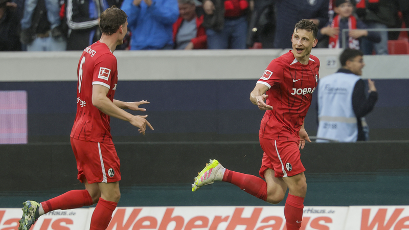 Bayern Munich Clinch Bundesliga Title in Dramatic Fashion 🏆⚽