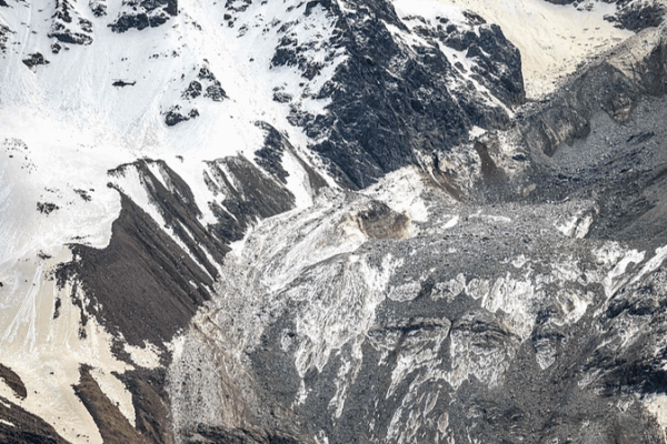 Swiss Village Buried by Glacier Debris as Climate Crisis Hits Alps ๐โ๏ธ Swiss Village Buried by Glacier Debris as Climate Crisis Hits Alps ๐โ๏ธ
