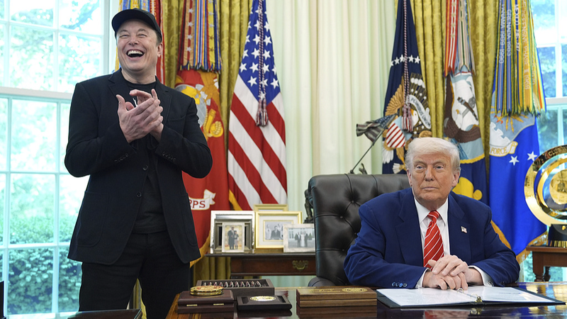 Trump Praises Elon Musk & DOGE as Tesla CEO Exits White House Role 🚀💼