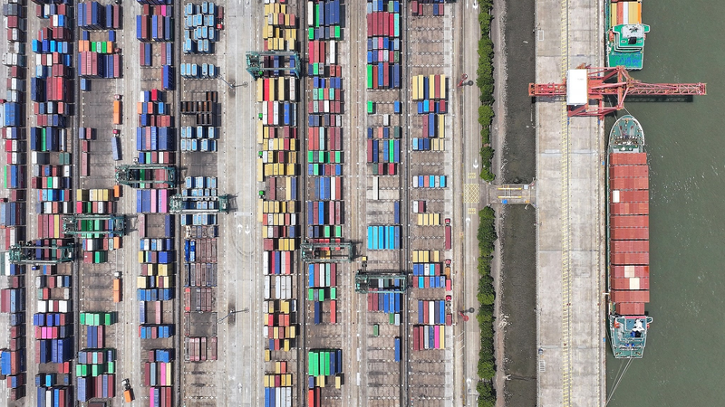 China Slashes Tariffs on U.S. Imports 🛍️🇨🇳🇺🇸 China Slashes Tariffs on U.S. Imports 🛍️🇨🇳🇺🇸
