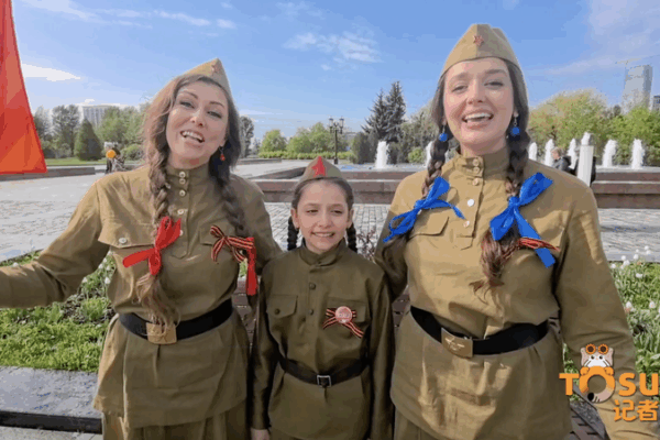 Generations Unite in Moscow Singing ‘Katyusha’ for WWII Legacy 🎶 Generations Unite in Moscow Singing 'Katyusha' for WWII Legacy 🎶 video poster