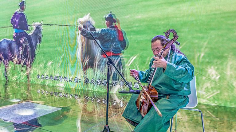 Shenzhen Fair Spotlights Traditional Chinese Culture 🎨✨