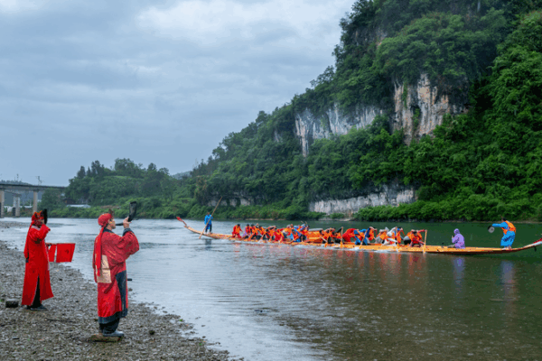 Guizhou Revives Dragon Boat Tradition Ahead of Festival ๐๐ Guizhou Revives Dragon Boat Tradition Ahead of Festival ๐๐ video poster