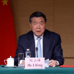 50UZNAOG1XUX7PQX0QTL - 🌍NewspaperAmigo – Your Global News Buddy 🗞️ China and U.S. Make ‘Substantive Progress’ in Trade Talks 🌐🤝 video poster