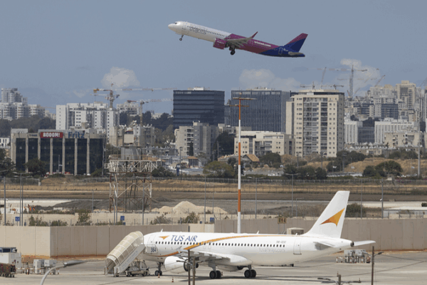 5GUL9SQIOK50TOA0ZL2F - 🌍NewspaperAmigo – Your Global News Buddy 🗞️ Netanyahu Vows Retaliation After Houthi Missile Strikes Near Tel Aviv Airport 🚀✈️