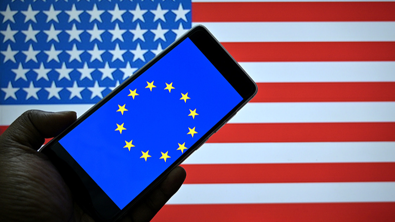 6UMLIRGKNCS3B3GQZ1TB - 🌍NewspaperAmigo – Your Global News Buddy 🗞️ EU & U.S. Race Against Time to Seal Trade Deal Amid Tariff Tensions 🌍💼