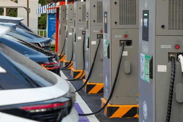 China’s NEV Market Faces ‘Involution’ Crisis as Auto Group Sounds Alarm 🚨🚗 China's NEV Market Faces 'Involution' Crisis as Auto Group Sounds Alarm 🚨🚗