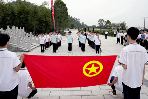 China’s Youth League Hits 75 Million Members 🚀🌏 China’s Youth League Hits 75 Million Members 🚀🌏