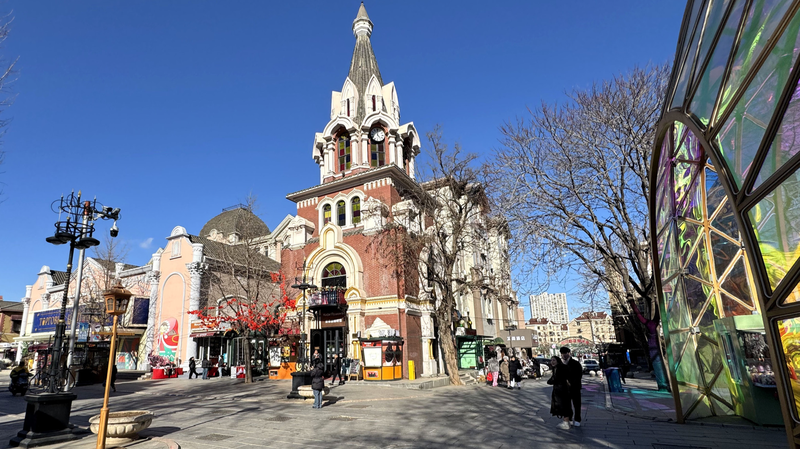 Step into History: Dalian’s Russian Street Blends Cultures 🏛️🍜 Step into History: Dalian’s Russian Street Blends Cultures 🏛️🍜