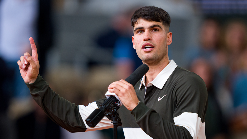 🎾 Carlos Alcaraz Serenades French Open Crowd After Victory 🌟 🎾 Carlos Alcaraz Serenades French Open Crowd After Victory 🌟