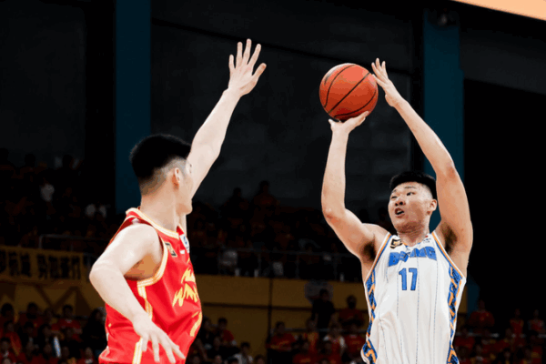 🏀💥 Beijing Ducks Stage Epic Comeback to Claim CBA Finals Game 1 Victory! 🏀💥 Beijing Ducks Stage Epic Comeback to Claim CBA Finals Game 1 Victory!