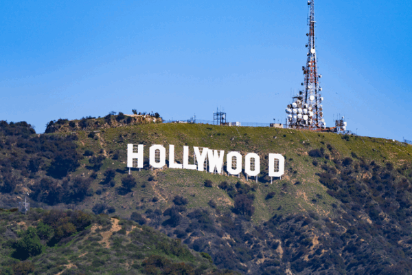 Trump’s 100% Film Tariff Plan Could ‘Kill’ US Cinema, Experts Warn 🎥💸 Trump’s 100% Film Tariff Plan Could ‘Kill’ US Cinema, Experts Warn 🎥💸