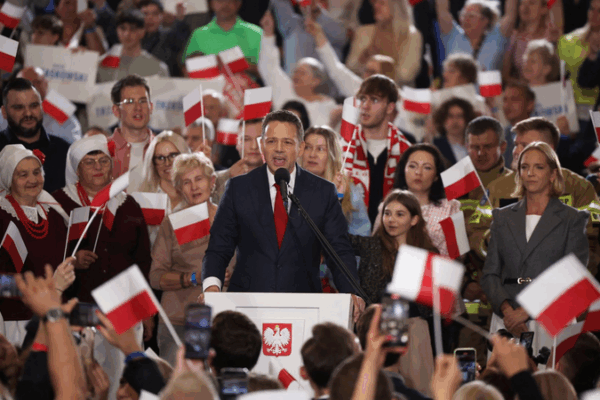 🇵🇱 Warsaw Mayor Leads Tight Polish Election Race – Run-Off Ahead! 🇵🇱 Warsaw Mayor Leads Tight Polish Election Race – Run-Off Ahead!