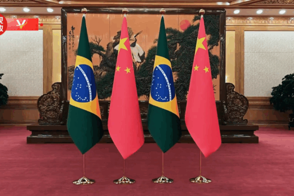 Xi and Brazil’s Lula Forge Global Partnerships ๐๐ค Xi and Brazil's Lula Forge Global Partnerships ๐๐ค