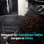 D25R73C1NPJ4ZV23XIJK - 🌍NewspaperAmigo – Your Global News Buddy 🗞️ Colombian Coffee Craze Brews in China ☕🇨🇳 video poster
