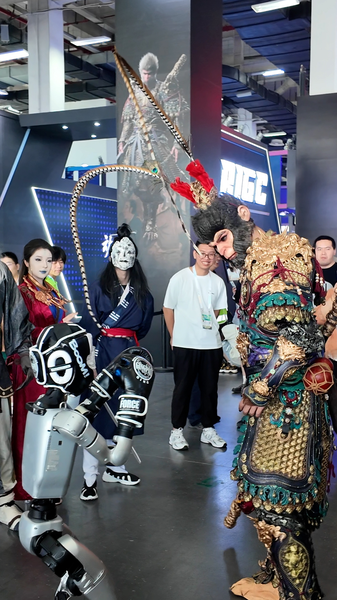 EHSPBI38QL4VKG36L18W - 🌍NewspaperAmigo – Your Global News Buddy 🗞️ Myth vs. Machine: Robot Dances with Sun Wukong at Hangzhou Fest 🌟🤖 video poster